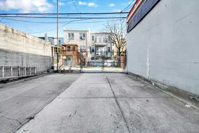1238 Colgate Avenue, Bronx, NY 10472 - Photo 19