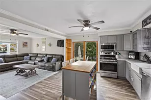 398 Concord Ave, Lindenhurst, NY 11757 - Photo 7