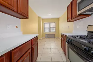 91-41 195th St, Hollis, NY 11423 - Photo 11
