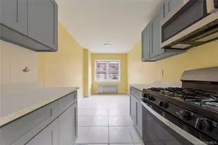 91-41 195th St, Hollis, NY 11423 - Photo 19