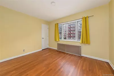 9141 195th Street, Hollis, NY 11423 - Photo 13