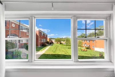 1879 Crompond Road #G-10, Peekskill, NY 10566 - Photo 11