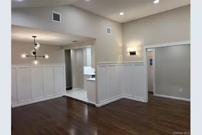 12 Hampton Road, Sound Beach, NY 11789 - Photo 11