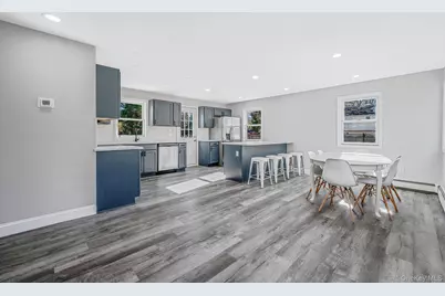 27 Lyman Road, Patchogue, NY 11772 - Photo 11