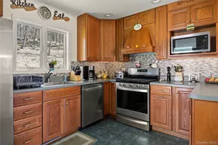 412 Vosenkill Rd, Athens, NY 12015 - Photo 9