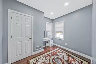 101-19 Lefferts Blvd, Richmond Hill, NY 11419 - Photo 9