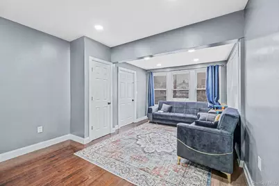 10119 Lefferts Boulevard, Richmond Hill, NY 11419 - Photo 5