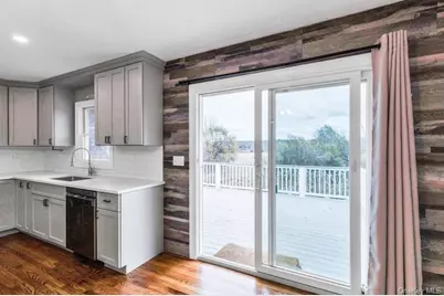 3 Bayview Place, Locust Valley, NY 11560 - Photo 9