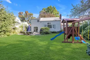 23 Skyview Pl, Melville, NY 11747 - Photo 19