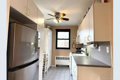 245-48 62nd Avenue #Upper 2/3BR, Douglaston, NY 11362 - Photo 5