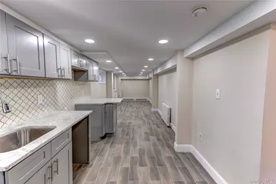 85 Florida Street, Long Beach, NY 11561 - Photo 3