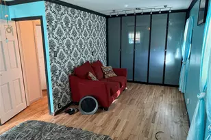 613 Madison Ave, Lindenhurst, NY 11757 - Photo 25