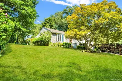 270 Victory Boulevard, New Rochelle, NY 10804 - Photo 25