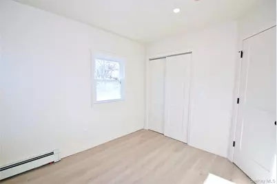 371 Oceanside Street, Islip Terrace, NY 11752 - Photo 21