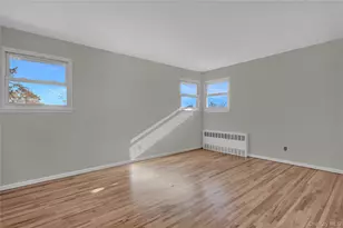 101 Beverly Pl, Levittown, NY 11756 - Photo 13