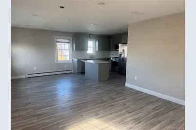 614 Monroe Boulevard #Upper, Long Beach, NY 11561 - Photo 3