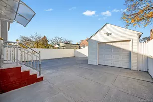 192-23 116th Rd, Saint Albans, NY 11412 - Photo 37