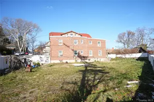 25-21 127th St, Flushing, NY 11354 - Photo 3