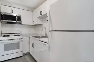 1 Locust Ct, Fishkill, NY 12524 - Photo 7