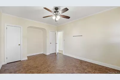 54-09 80th Street, Elmhurst, NY 11373 - Photo 15