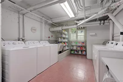 366 Stewart Avenue #B1, Garden City, NY 11530 - Photo 15