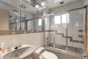 895 Cherry Ln, Woodmere, NY 11581 - Photo 19