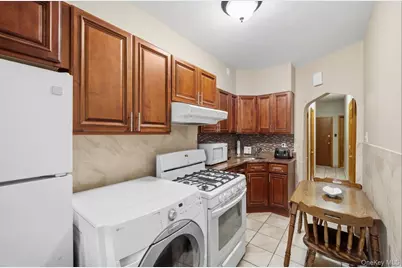 2015 Menahan Street, Ridgewood, NY 11385 - Photo 7