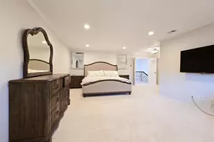 31 Hampshire Ct, Holbrook, NY 11741 - Photo 15