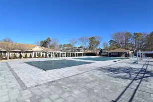 31 Hampshire Ct, Holbrook, NY 11741 - Photo 35