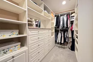 31 Hampshire Ct, Holbrook, NY 11741 - Photo 19