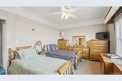 52-61 66th Street, Maspeth, NY 11378 - Photo 17