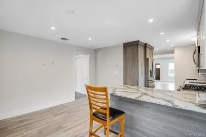 [Address not provided], Bellmore, NY 11710 - Photo 11