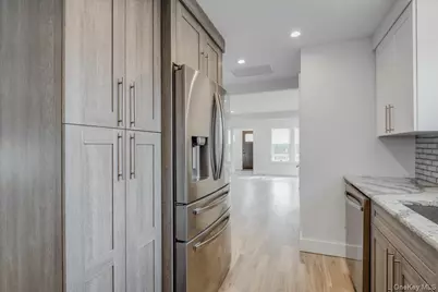 [Address not provided], Bellmore, NY 11710 - Photo 15