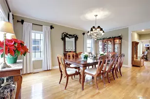 42 Mora Ct, Manhasset, NY 11030 - Photo 15