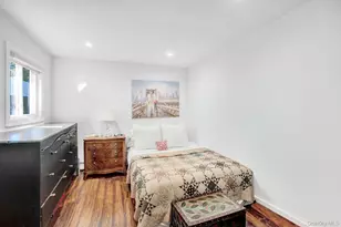 62 Canoe Place Rd, Hampton Bays, NY 11946 - Photo 9