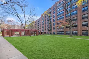 75-34 Bell Blvd, Bayside, NY 11364 - Photo 17