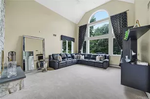 4 Mill Pond Rd, Hampton Bays, NY 11946 - Photo 11