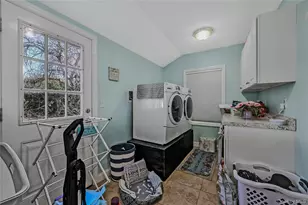 1599 Feureisen Ave, Bohemia, NY 11716 - Photo 13