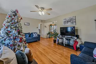1599 Feureisen Ave, Bohemia, NY 11716 - Photo 5