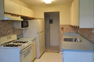 260 Waverly Ave, Patchogue, NY 11772 - Photo 3