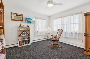 444 Carnation Ave, Floral Park, NY 11001 - Photo 27