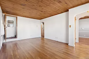 444 Carnation Ave, Floral Park, NY 11001 - Photo 15