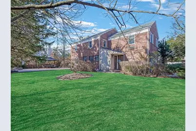 16 Wooleys Lane, Great Neck, NY 11023 - Photo 23