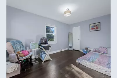 16 Wooleys Lane, Great Neck, NY 11023 - Photo 15