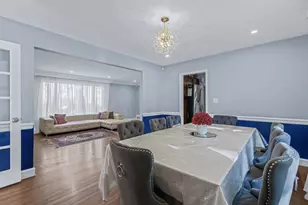 16 Wooleys Ln, Great Neck, NY 11023 - Photo 5