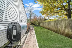 4 Malcolm St, Bellport, NY 11713 - Photo 39