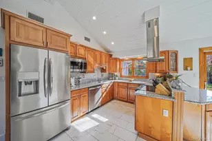 4 Malcolm St, Bellport, NY 11713 - Photo 7