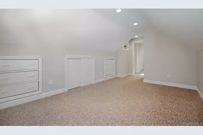 57 Remson Street, Valley Stream, NY 11580 - Photo 17