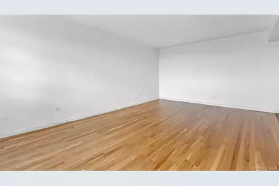 211-40 18th Avenue #6C, Bayside, NY 11360 - Photo 3