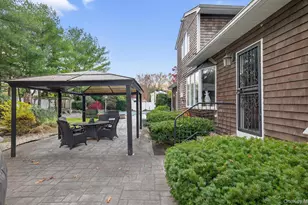 110 Florida Ave, Commack, NY 11725 - Photo 29